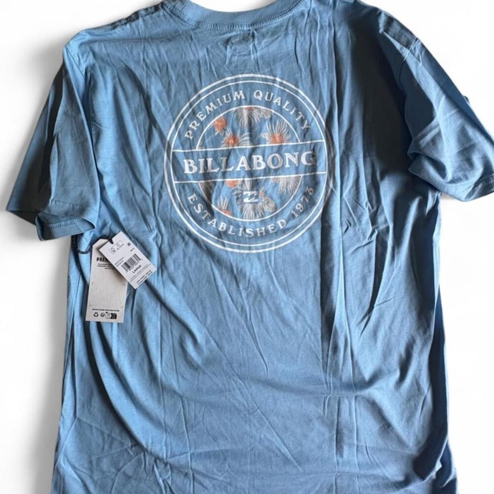 Billabong Men's Blue T-shirt